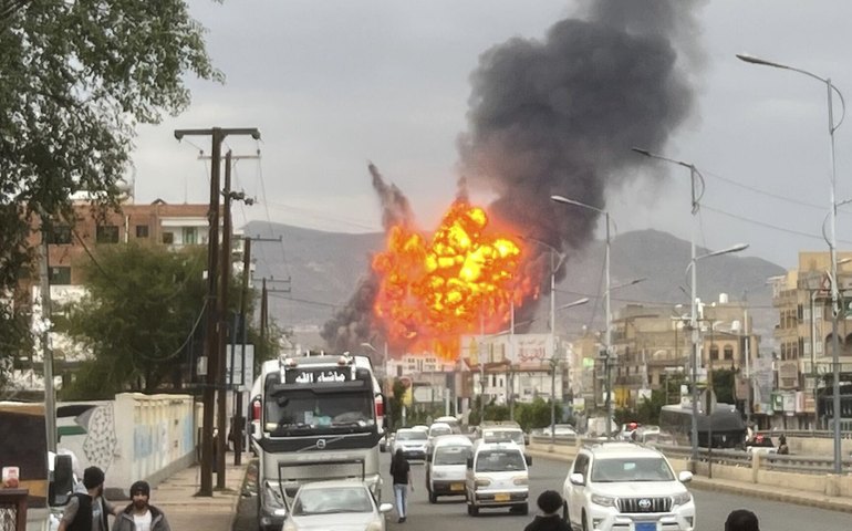 Ataque aéreo de Israel no Iêmen deixa 35 mortos e 131 feridos