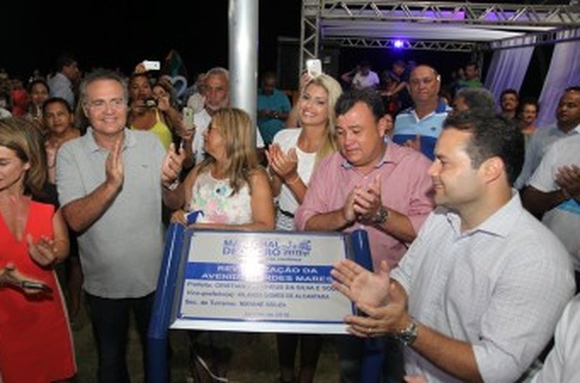 Inaugurada a nova orla da praia do Francês