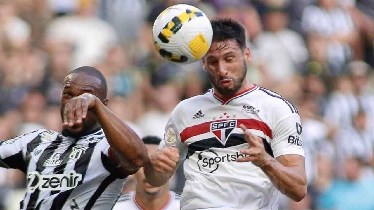 Com Arboleda, mas sem sete, São Paulo mira Atlético-MG por vaga na Libertadores