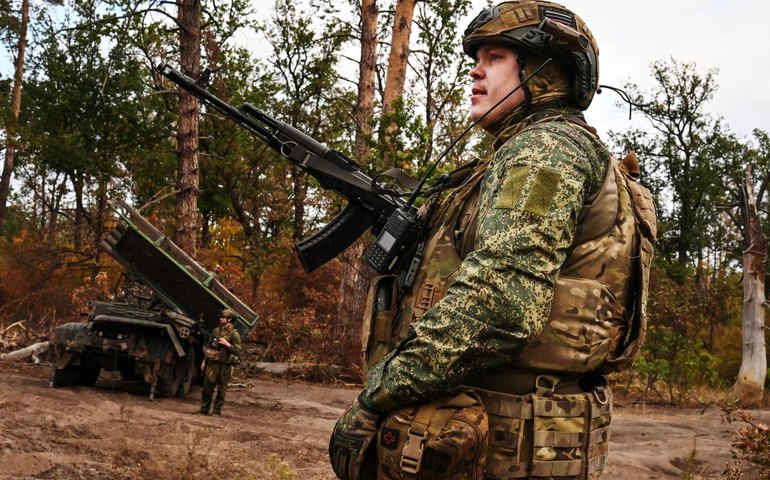 Forças russas assumem controle do povoado de Dibrova, em Donetsk