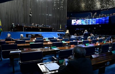 Senado aprova projeto de lei que cria política de atenção psicossocial nas escolas