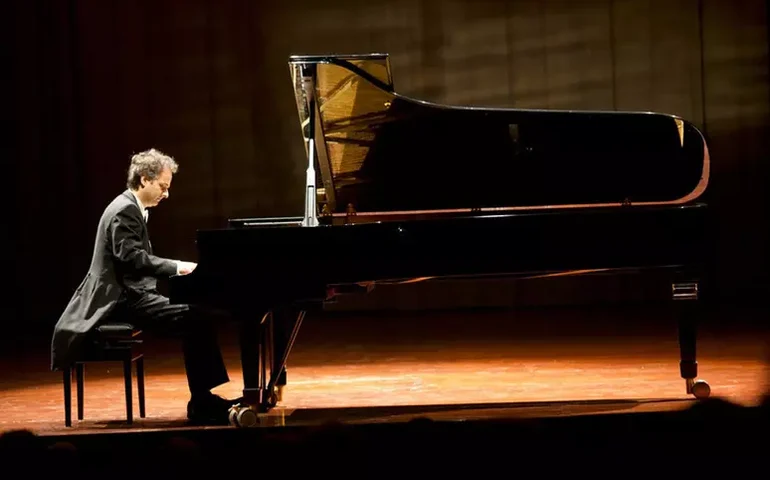 Italiano Christian Leotta propõe evolução de Beethoven no Rio