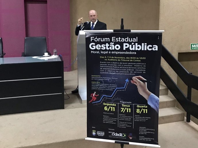 No TCE, fórum sobre gestão pública debate modernização e controle externo