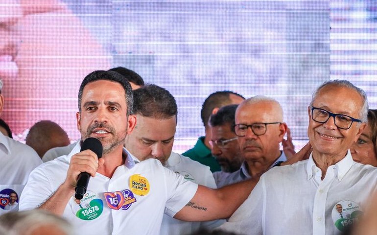 Em lançamento de Wanderley, Paulo Dantas promete seguir investindo na Saúde
