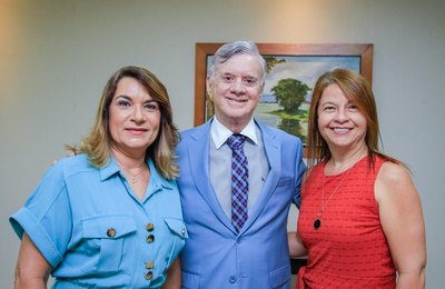 Ações da Hemorrede de Alagoas são apresentadas ao governador Klever Loureiro