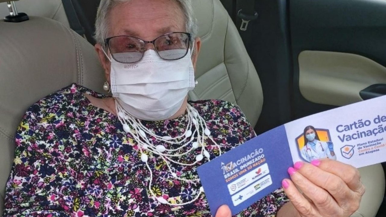 Alagoas tem quase 90% dos idosos com cobertura vacinal completa contra a Covid-19