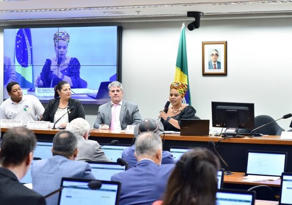 Especialistas apontam necessidade de reforçar número de servidores na rede federal de educação profissional