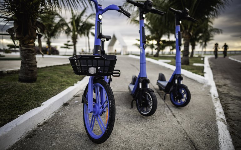Patinetes e bicicletas elétricas: veja as regras para circular em Maceió