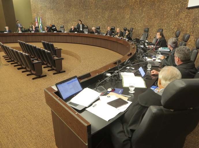 TJ de Alagoas adia votação do processo que reduz taxas cartoriais