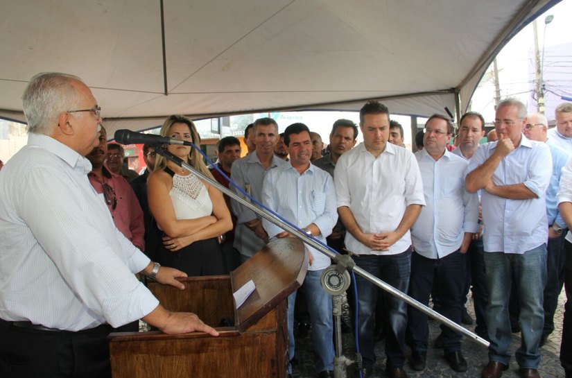 Teófilo participa de solenidade de entrega de novas viaturas da Segurança Pública