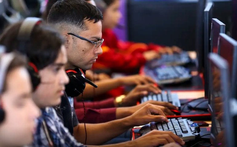 Lei da Aprendizagem completa 25 anos com recorde de jovens contratados