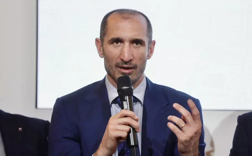 Chiellini diz sonhar com Itália e Brasil em final de Copa do Mundo