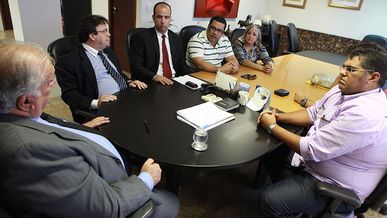 Presidência do TJ recebe membros do Sindicato dos Agentes Penitenciários