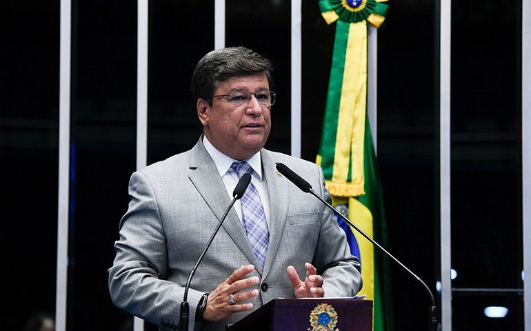 Carlos Viana diz que pessoas com obesidade precisam de leis eficazes