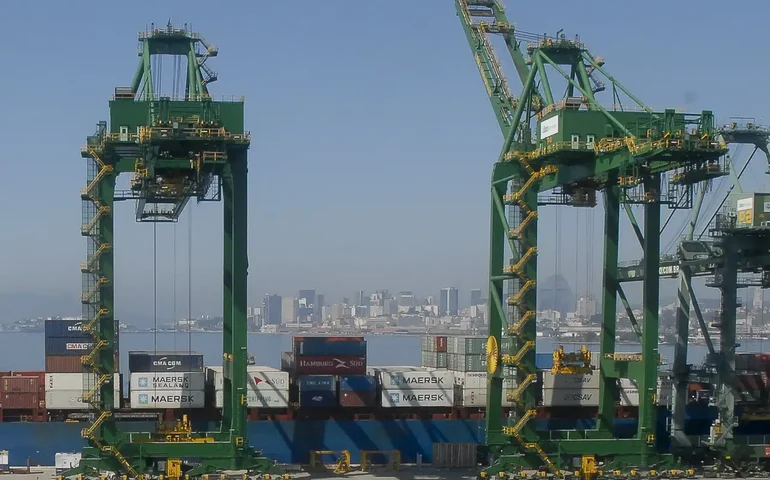 China continua entre os destaques em destino de exportação, com alta de 27,5%, mostra MDIC