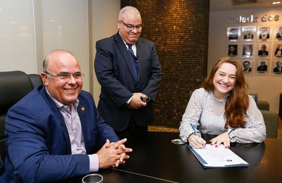 Juíza Laila Kerckhoff é promovida para a Comarca de Arapiraca