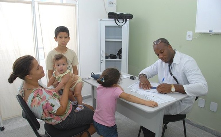 Famílias de União dos Palmares ganharam mutirão e novas UBS