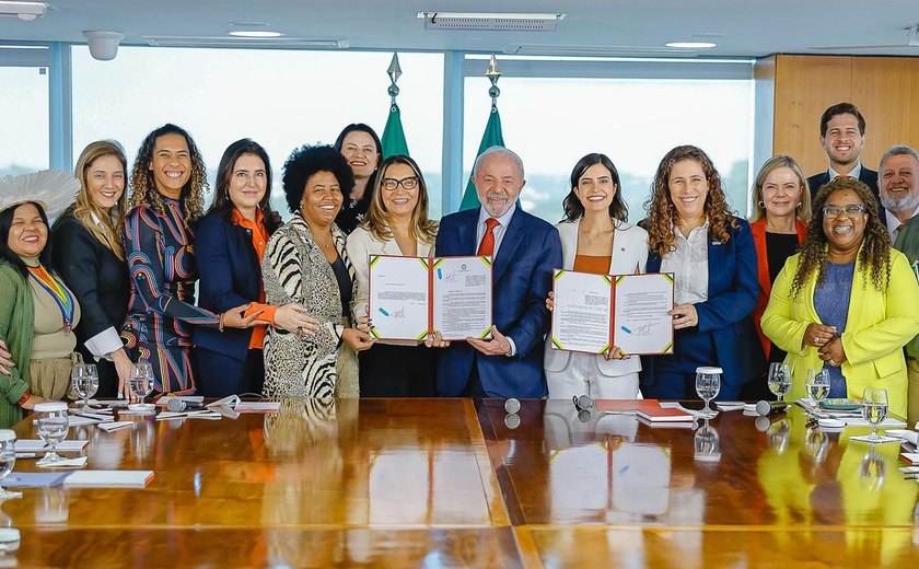 Lula sanciona cota de 30% para mulheres em conselhos de estatais