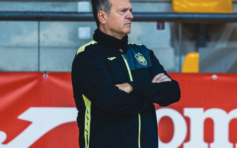 Espanha anuncia a renovação de contrato com o técnico Luis de La Fuente até 2028