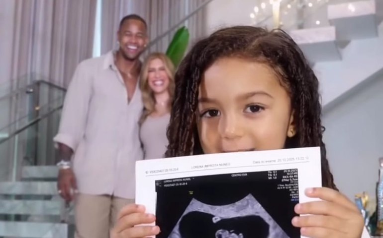 Léo Santana e Lore Improta anunciam segunda gravidez ao lado da filha Liz