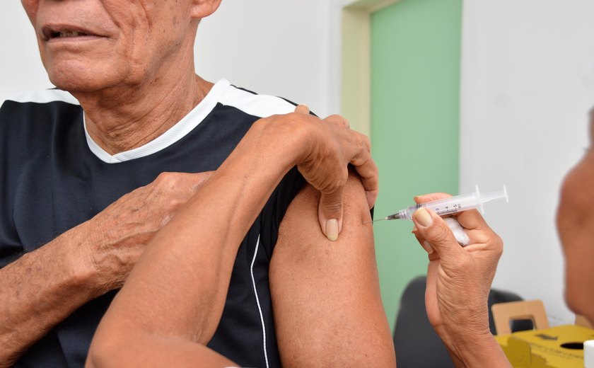 Baixa cobertura vacinal preocupa em SP; síndrome respiratória segue em alta