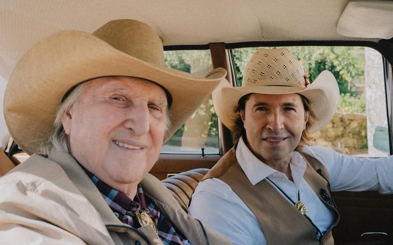 Sérgio Reis e o cantor português Zé Amaro lançam parceria em “Casinha Branca”