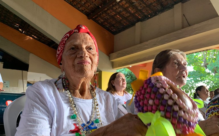 Projeto musical promove bem-estar para idosas do Serviço de Convivência