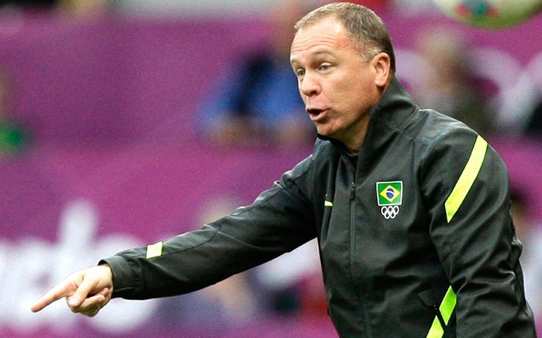 Mano Menezes parabeniza atletas do Inter pela campanha no Brasileirão: ‘Orgulho’