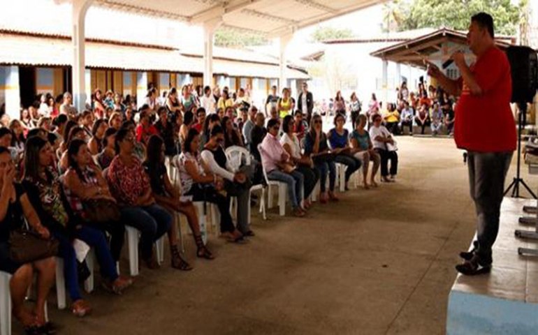 Tribunal de Justiça determina desbloqueio imediato das ruas e órgãos públicos pelos manifestantes da educação em Arapiraca
