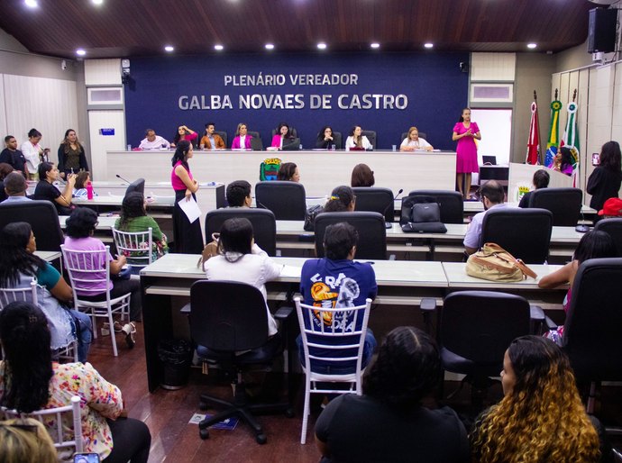 Audiência debate a dificuldade de inserção de crianças com deficiência na rede de ensino