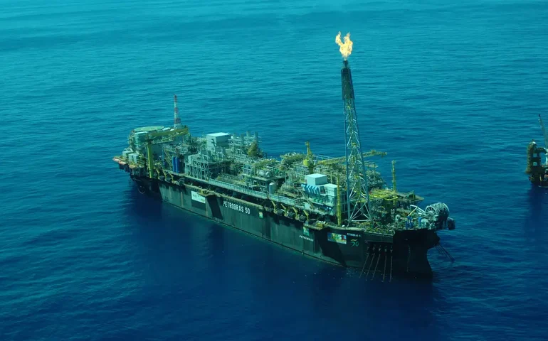 Petrobras localiza hidrocarbonetos no pré-sal da Bacia de Campos