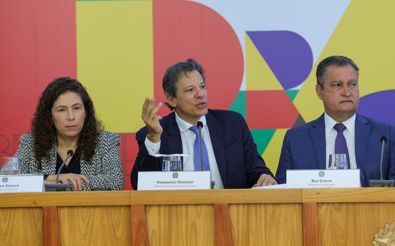 CUT e UGT aprovam medidas do ajuste fiscal do governo federal