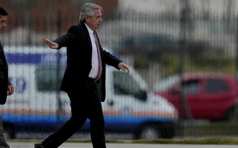 Ex-presidente argentino Alberto Fernández vira réu por violência de gênero