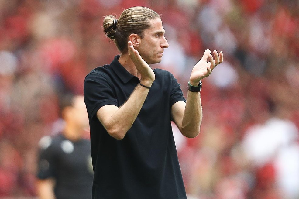 Eliminado pelo Bayern no Mundial, Flamengo exalta esforço e projeta reação nas competições nacionais