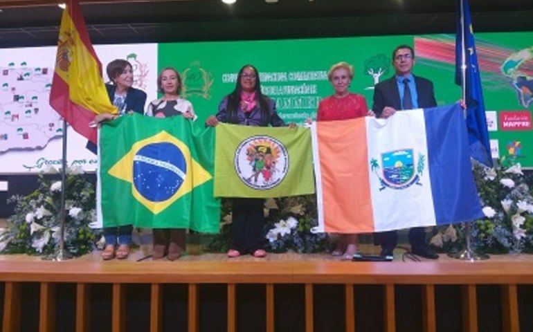 Trabalho que reutiliza resíduos de siri em Jequiá da Praia representa o Brasil em conferência internacional na Espanha