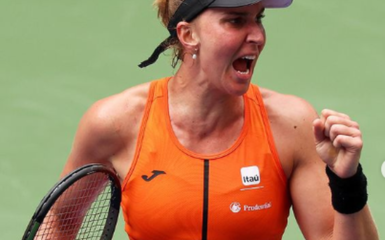 Bia Haddad reforça equipe com técnico francês que trabalhou com Azarenka