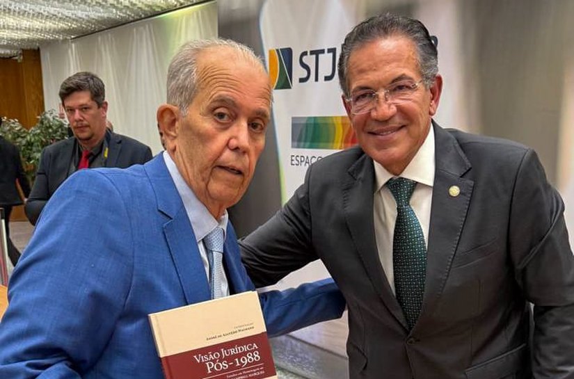Celyrio Adamastor prestigia lançamento de livro em homenagem a Mauro Campbell