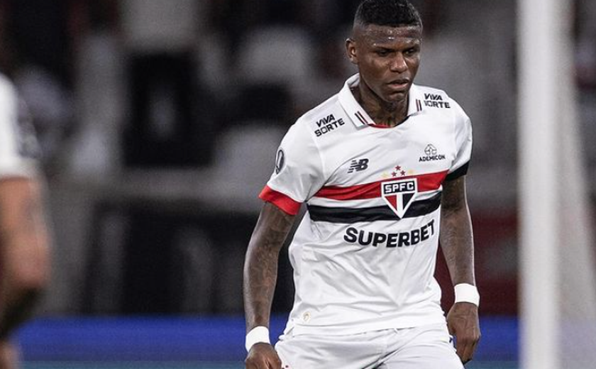 Arboleda e Wellington Rato treinam com bola e devem ser novidade no São Paulo