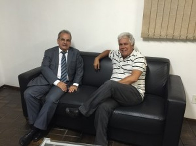 Presidente do Tribunal de Contas visita secretário Nonô