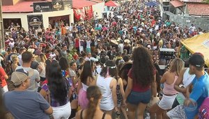 Tradicionais arrastões são a sensação do carnaval em Pirambu