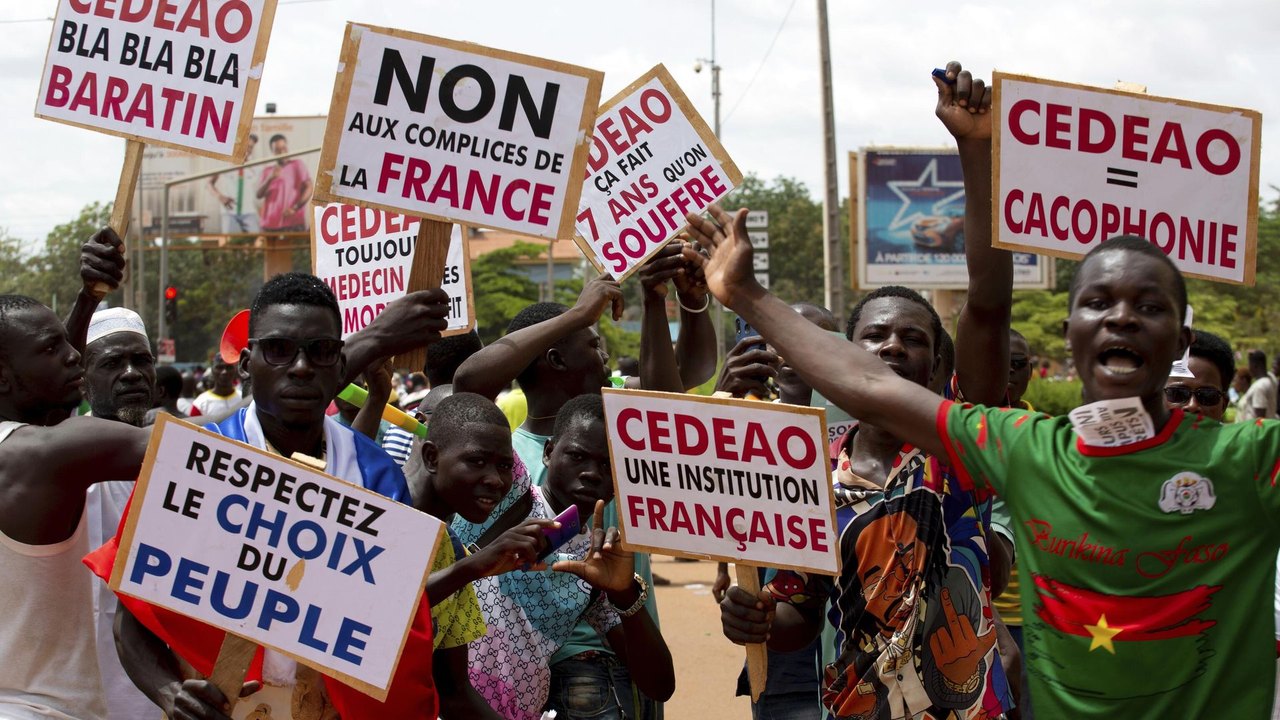 Burkina Faso inaugura refinaria de ouro e desafia hegemonias ocidentais