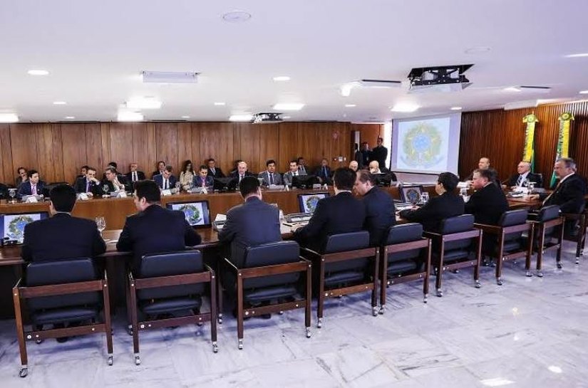 Henrique Eduardo Alves: turismo para enfrentar a crise econômica