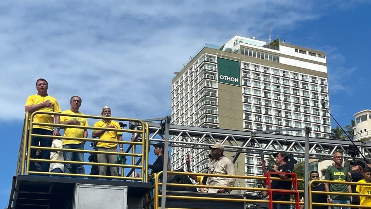 Em ato no Rio, Bolsonaro pressiona por anistia a condenados pelos atos do 8 de Janeiro (VÍDEOS)
