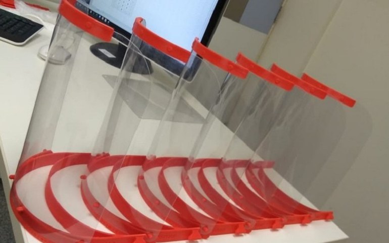 SENAI-AL produz protetores faciais mais confortáveis a profissionais de saúde