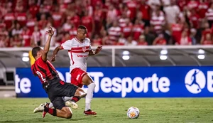 CRB e Vitória duelam no Rei Pelé em busca da primeira vitória na Copa do Nordeste