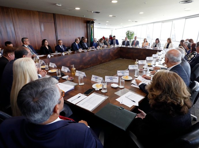 Presidente do TRE de Alagoas participa de reunião no TSE, em Brasília