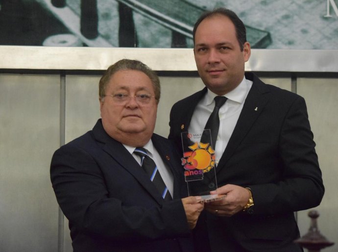 Assembleia homenageia passagem dos 30 anos do Maceió Shopping