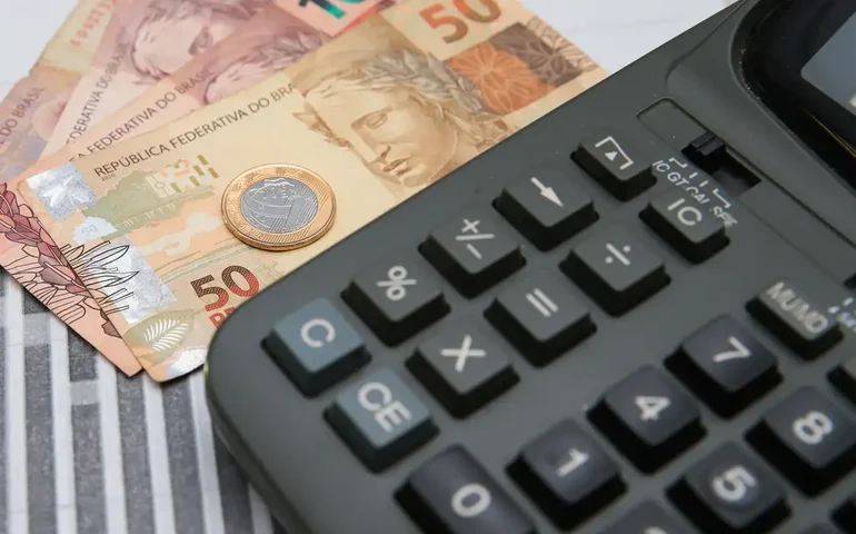 Economia cresceu 0,8% em setembro; 3º tri tem alta de 1,1%, aponta BC