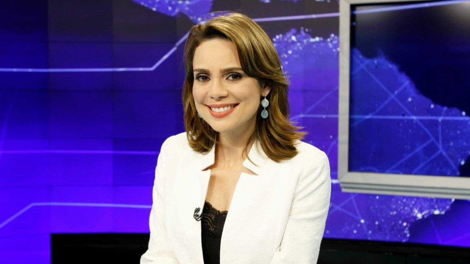 Sheherazade foi demitida pelo SBT por e-mail: 'Não precisa voltar'