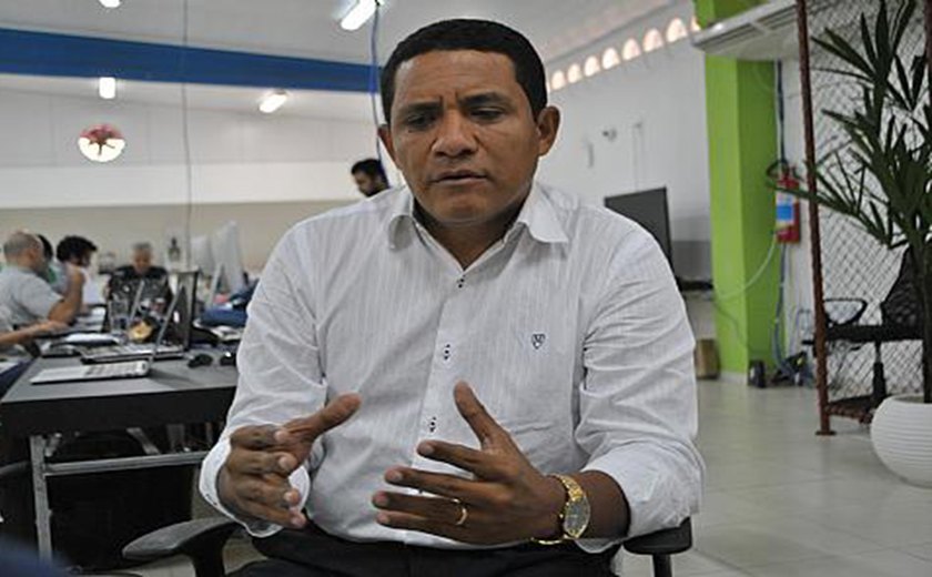 Vereador Júlio Cezar passa mal e é internado na Santa Casa em Maceió